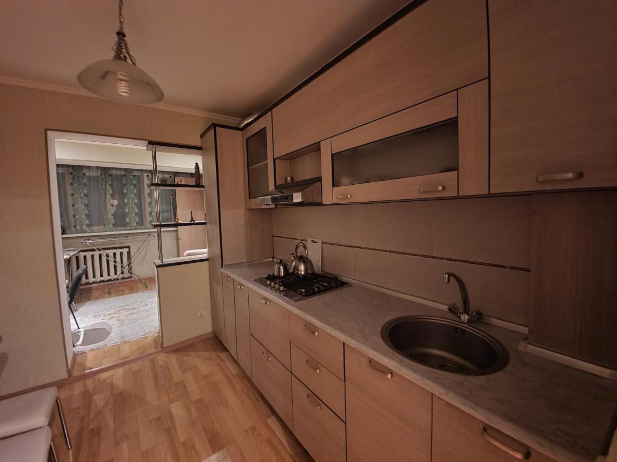 2-Х Комнатная Квартира Посуточно Schymkent Exterior foto